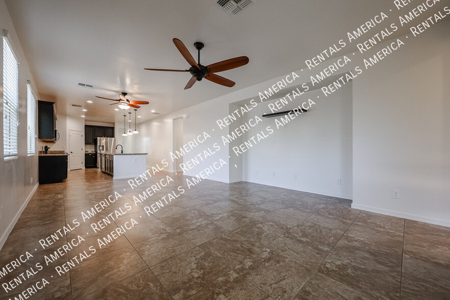 Building Photo - 41192 W Rio Bravo Dr