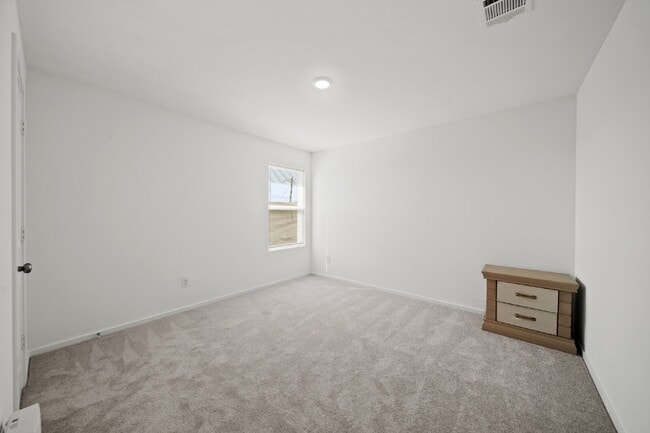 Building Photo - 2919 Summer Breeze Wy