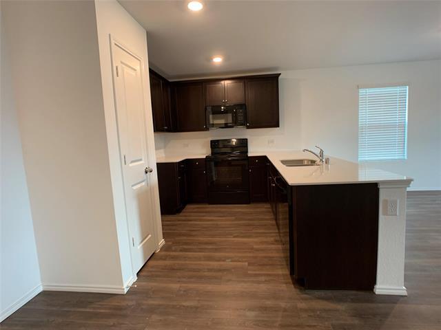 Building Photo - 5404 Finbrooke Dr