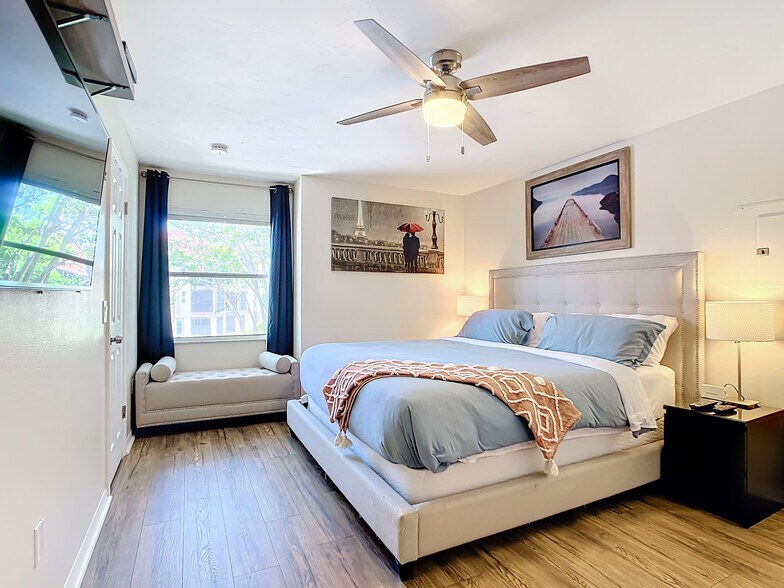Bedtoom 1 - 2400 Feather Sound Dr Apt 421