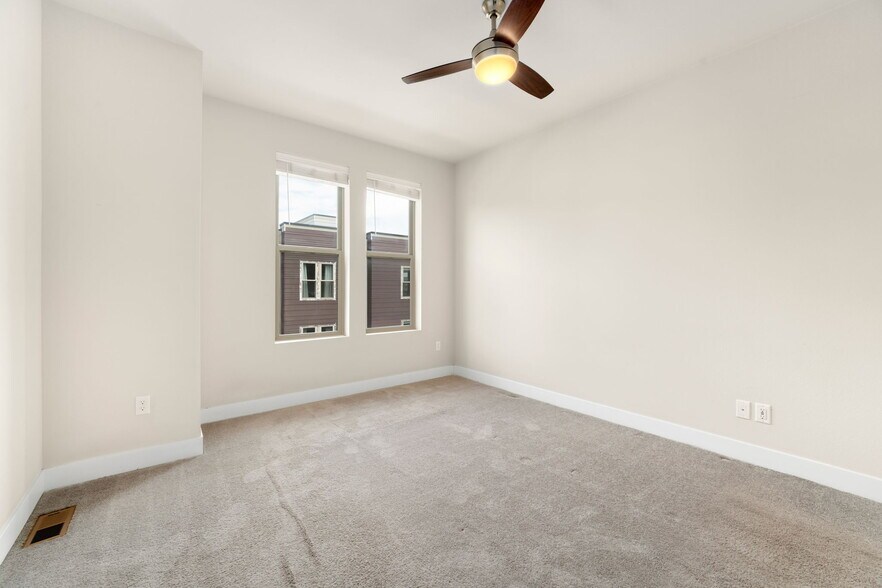 Building Photo - 1276 W 11th Ave