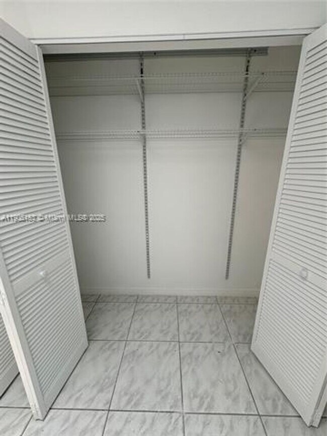 Building Photo - 11434 SW 185th St