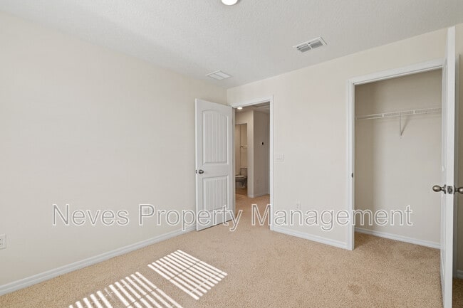 Building Photo - 17081 Water Spring Blvd