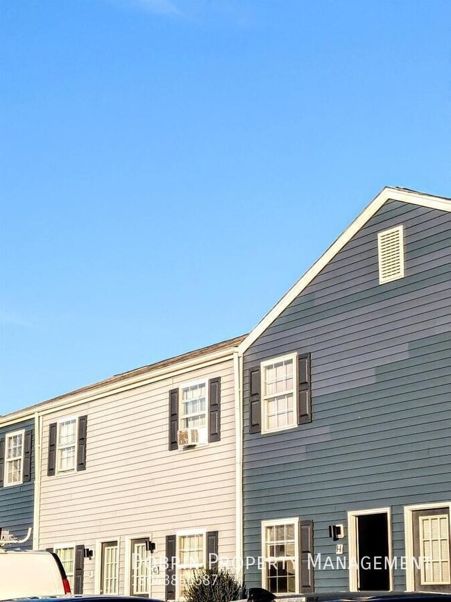 Building Photo - 1705 Colorado Ave