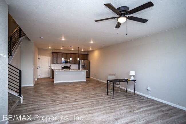 Building Photo - 2 br, 3 bath House - 1623 Spring Water Point