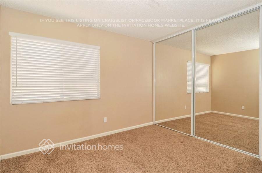 Building Photo - 24051 Roseleaf Pl
