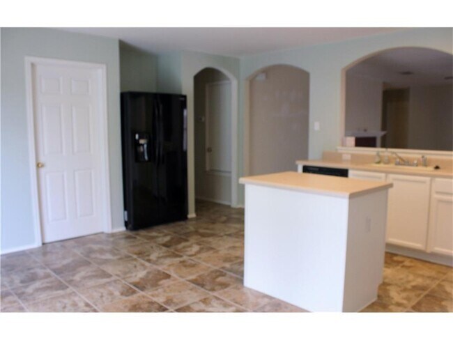 Building Photo - 1806 Lloydminister Way