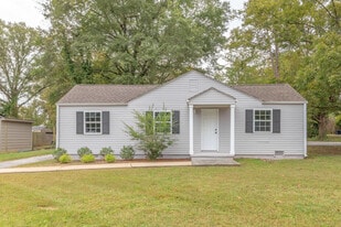 Building Photo - 146 W State Line Rd