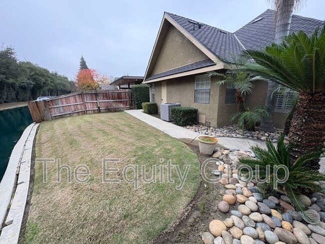 Building Photo - 5503 W Sweet Dr