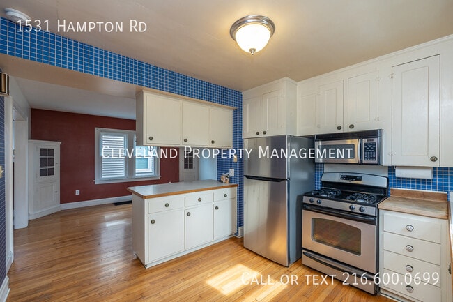 Building Photo - 1531 Hampton Rd