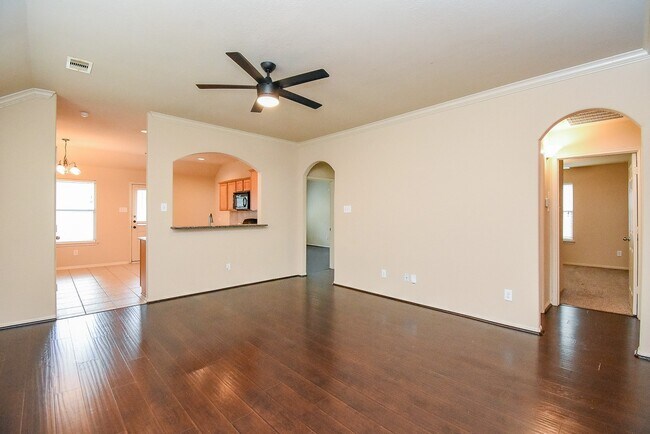 Building Photo - 20615 Maple Rain Ct