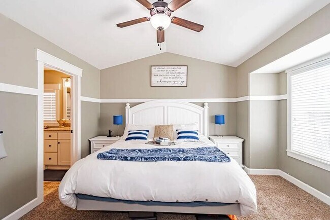 Building Photo - LOCATION, LOCATION, LOCATION - 4 Bedroom 3 Bath Home with TONS of storage. THIS PRICE INCLUDES TH...