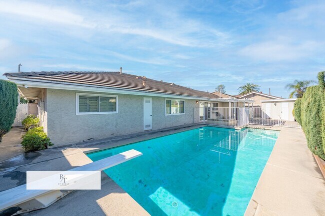 Building Photo - Quiet Cul-De-Sac Living with Pool – Arcadia Unified Schools
