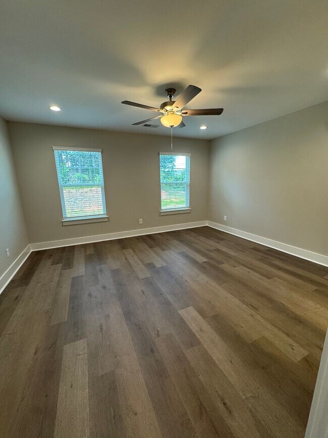 Building Photo - 133 Brawley Villas Pl