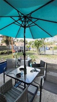 Building Photo - 1913 Harding St