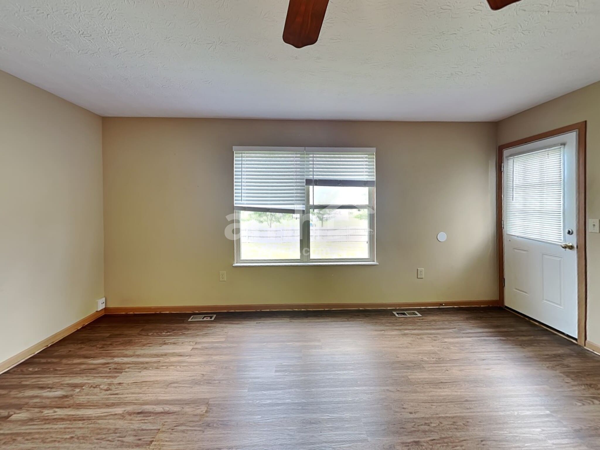Building Photo - 438 Rothgate Dr