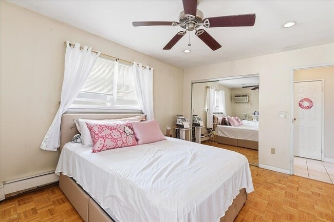 Building Photo - 1614 Union Turnpike