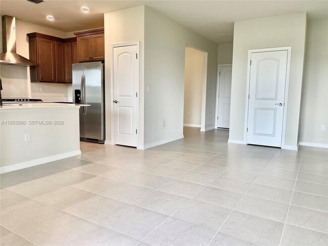 Building Photo - 4490 Gramercy Dr