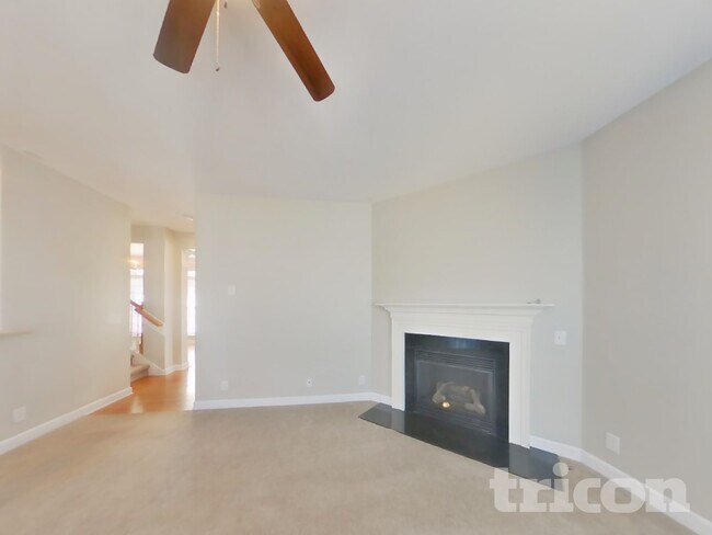 Building Photo - 1307 Creekside Dr