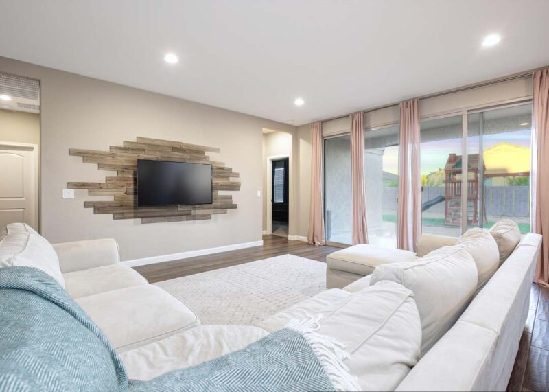 Building Photo - 814 W Santa Gertrudis Trail