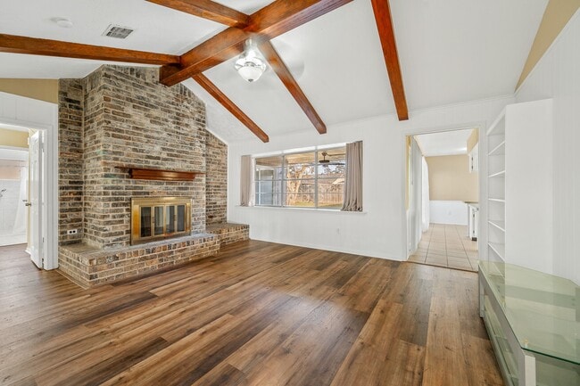 Building Photo - 9302 Claridge Dr