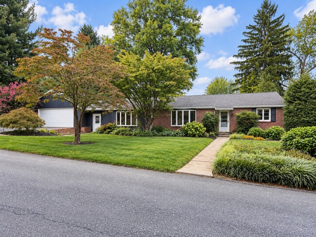 Building Photo - 156 Conestoga Blvd