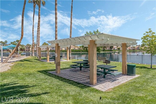 Building Photo - Beautiful South Shores Gated Community. 1s...