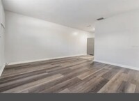 Building Photo - 1707 E Idell St