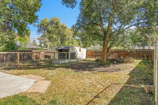 Building Photo - $1,495.00, 1-bed, 1-bath newly renovated l...