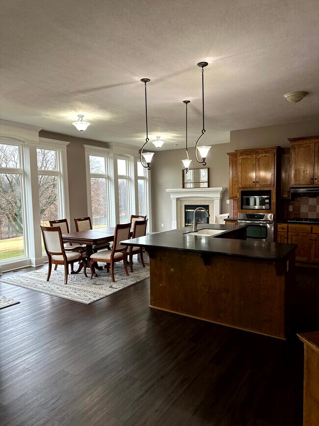 Building Photo - 12511 Prestwick Dr