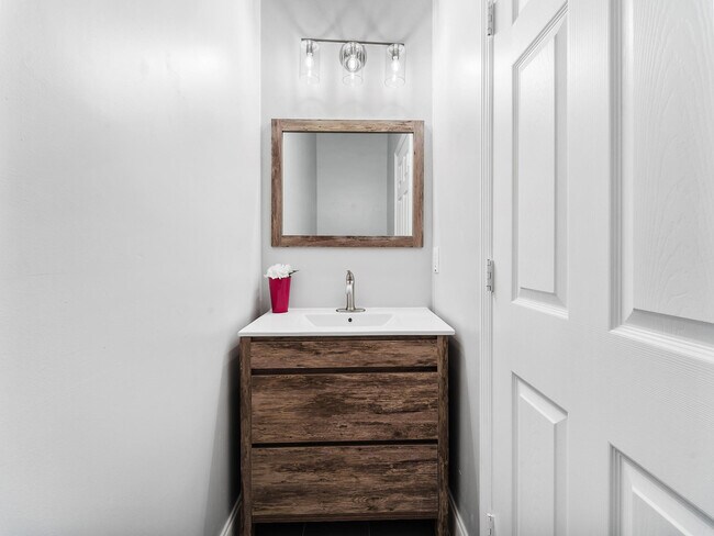 Building Photo - 14815 SW 28 Ln