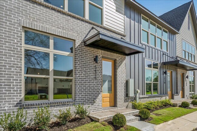 Building Photo - 5486 End Village E Lot 19
