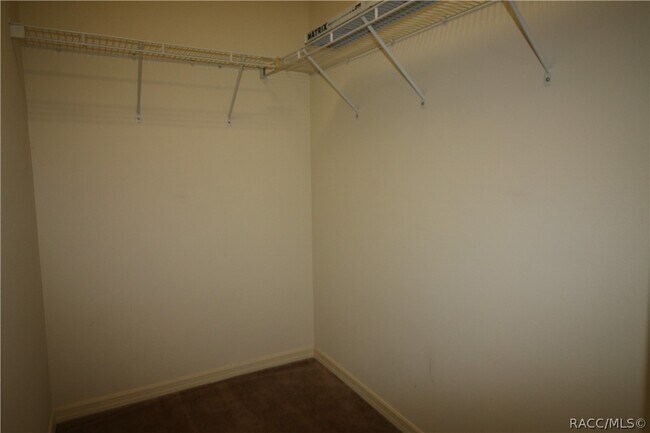 Building Photo - 1600 W Spring Meadow Loop
