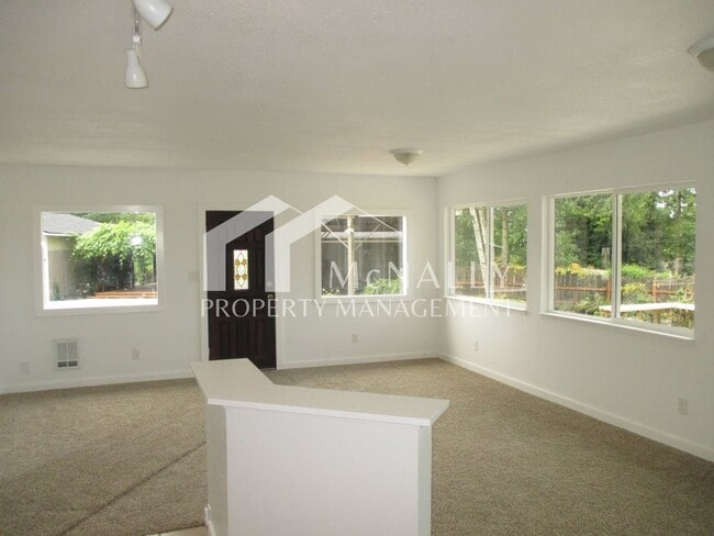 Building Photo - 3918 Rosedale St NW