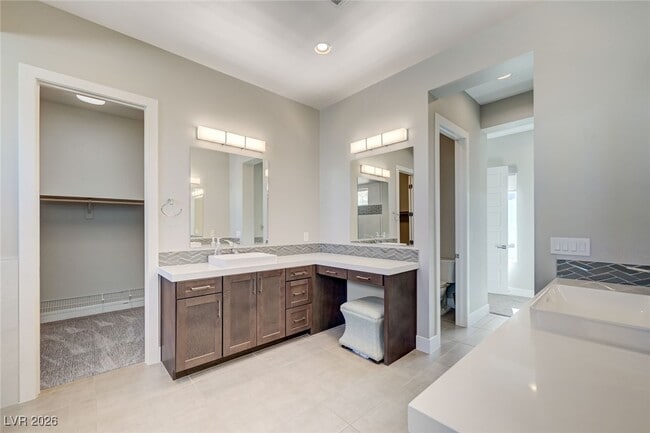 Building Photo - 4056 Desert Trce Ct