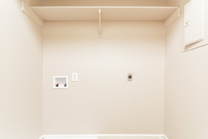 Building Photo - 3612 Iron Sight Ct