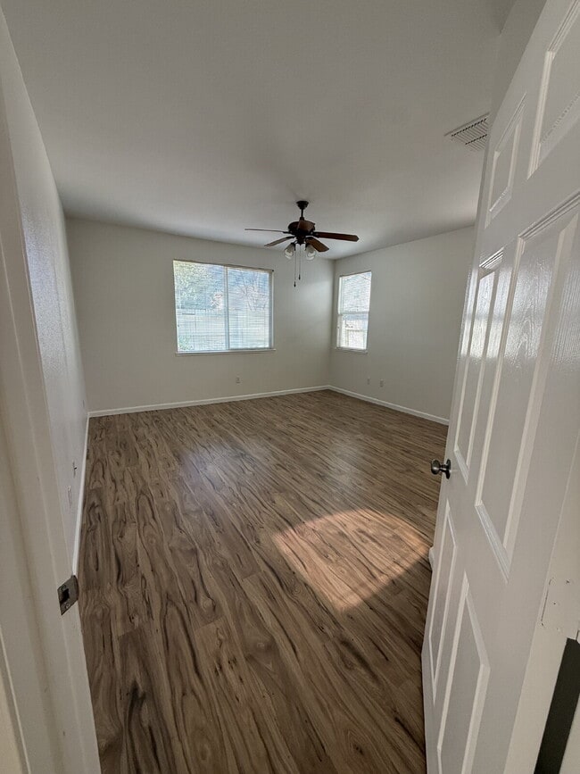 Building Photo - 3419 Mas Amilos Way