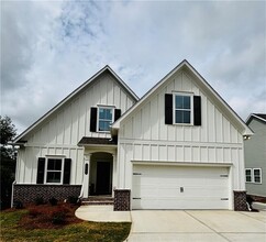 Building Photo - 202 Summit Ave SE