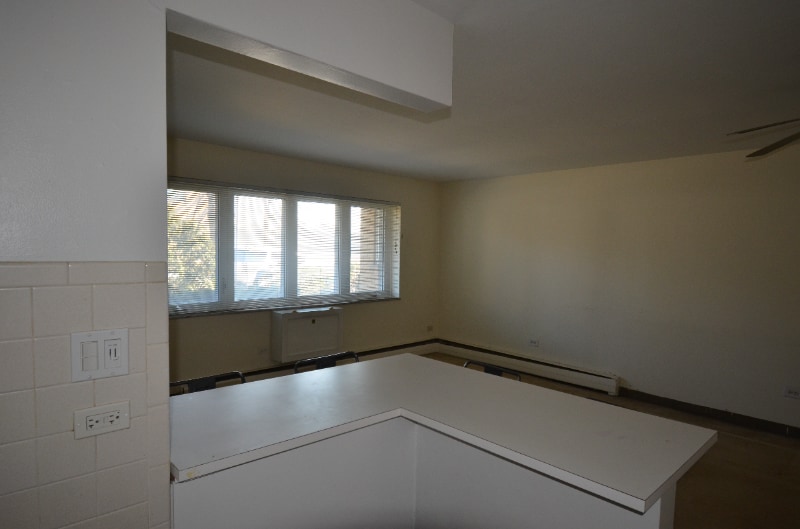 Building Photo - 2032 Linden Ave