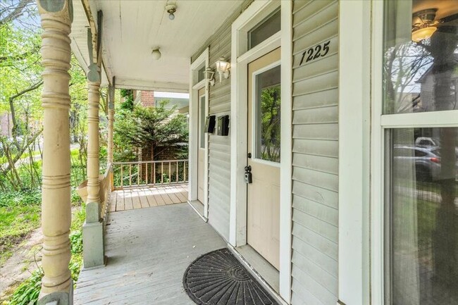 Building Photo - 1225 Harrison Ave