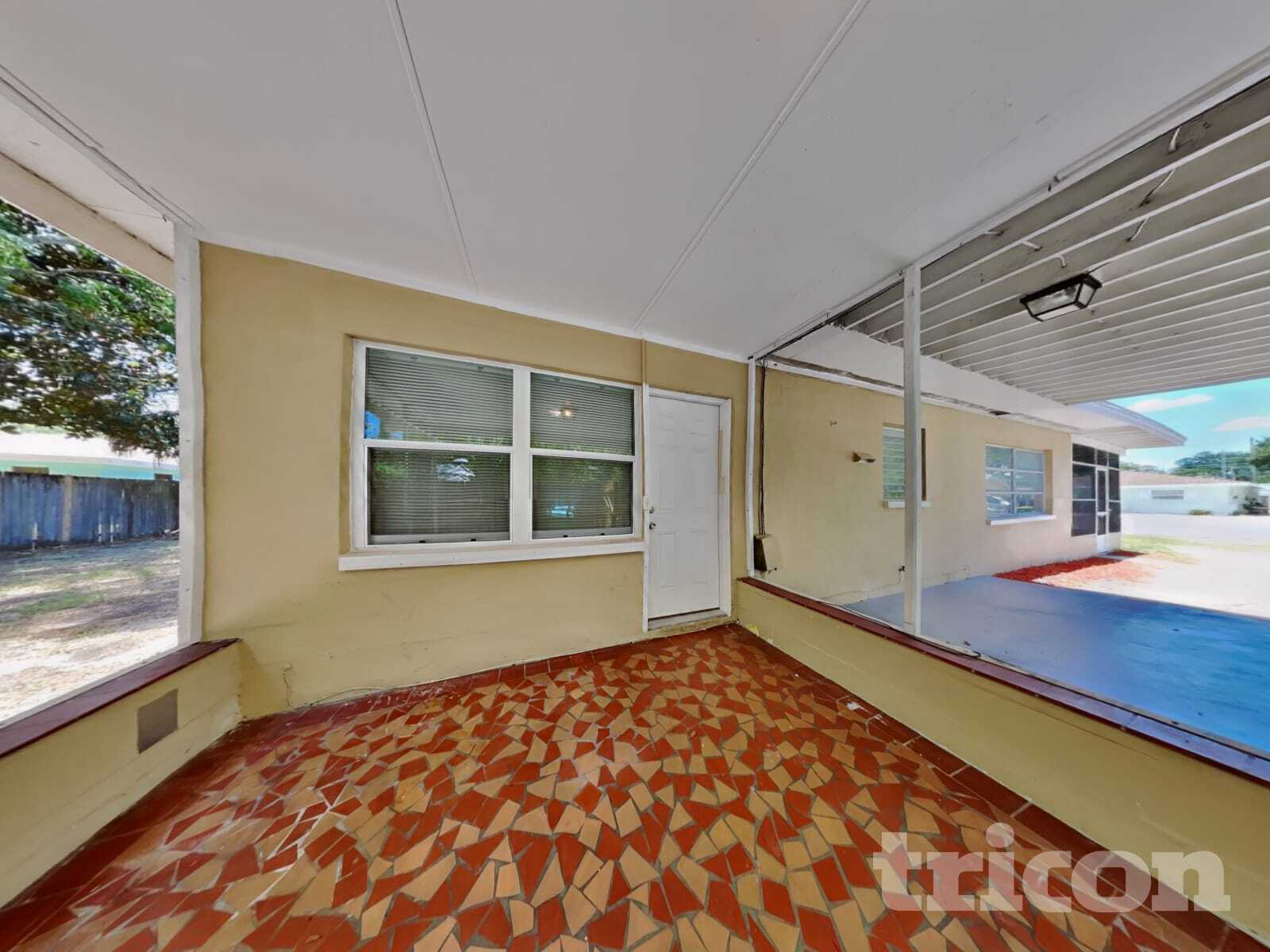 Building Photo - 10722 53rd Ave N