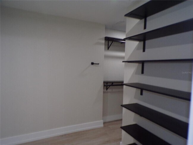 Building Photo - 510 Medici Ct