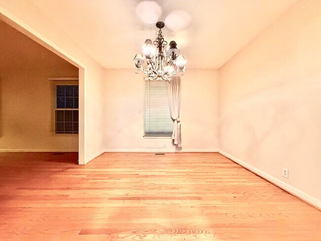 Building Photo - Charming Ranch with Fireplace, Two Living Areas & Large Lot – Minutes to Downtown