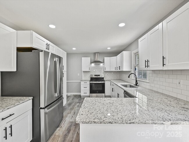 Building Photo - 2544 Cedarwild Rd