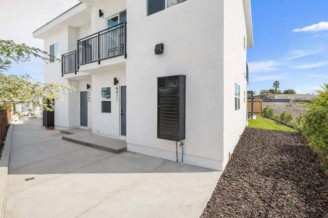 Building Photo - Brand new!