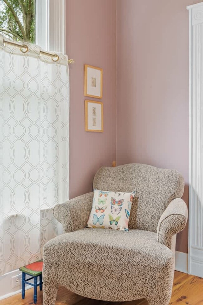 Building Photo - 509 Dabbs St