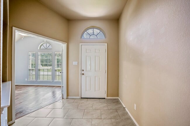 Building Photo - 5319 Claymore Meadow Ln