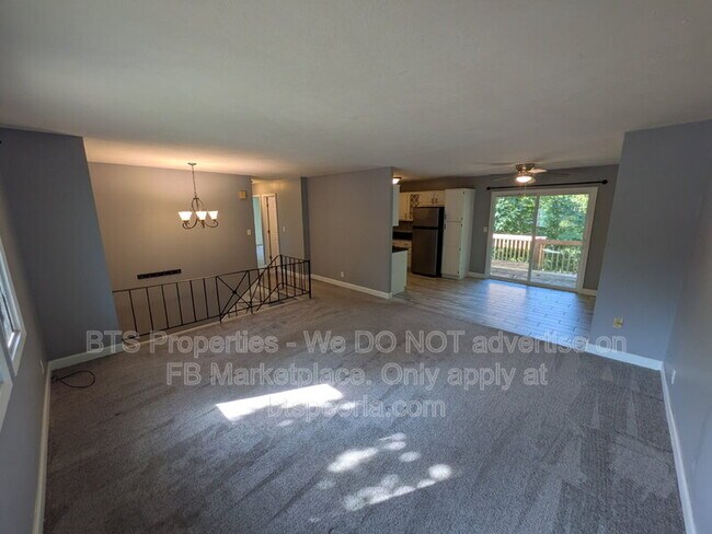 Building Photo - 5926 N Tampico Dr
