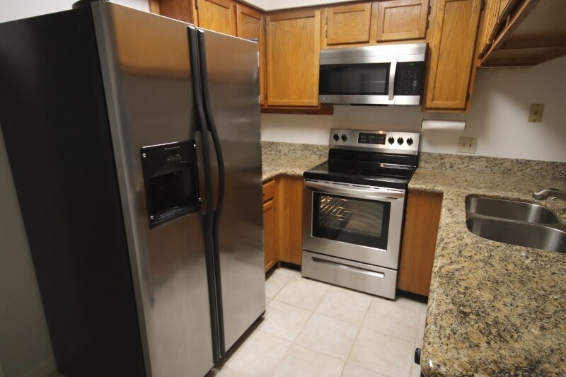 Building Photo - 11355 Stratton Park Dr