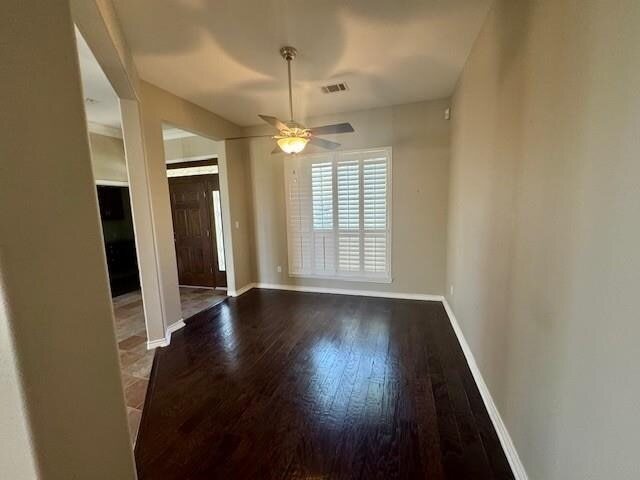 Building Photo - 407 Quick Silver